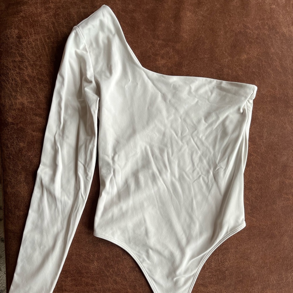 Babaton cream, one shoulder bodysuit